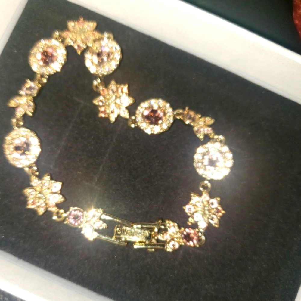 GIVENCHY CRYSTAL ROSE BRACELET VINTAGE